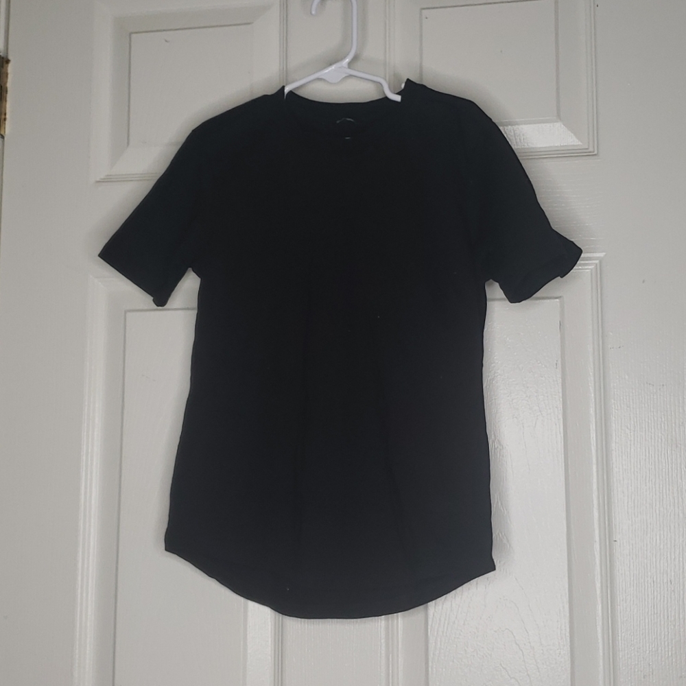 🖤5/$12 JC Black Shirt Size 7